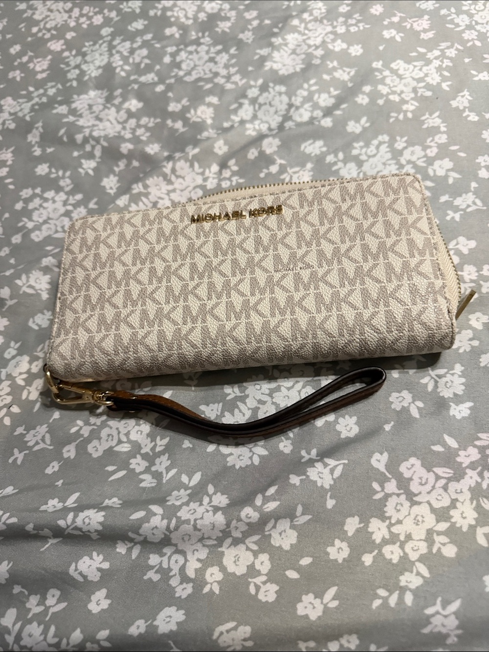 Michael Kors Cream Signature Wristlet with Gold Hardware